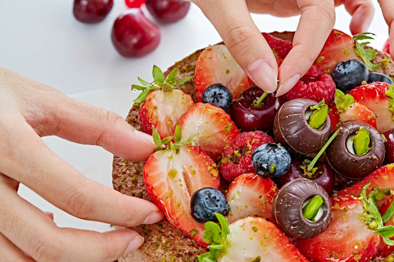 鲜果黑森林巧克力慕斯蛋糕