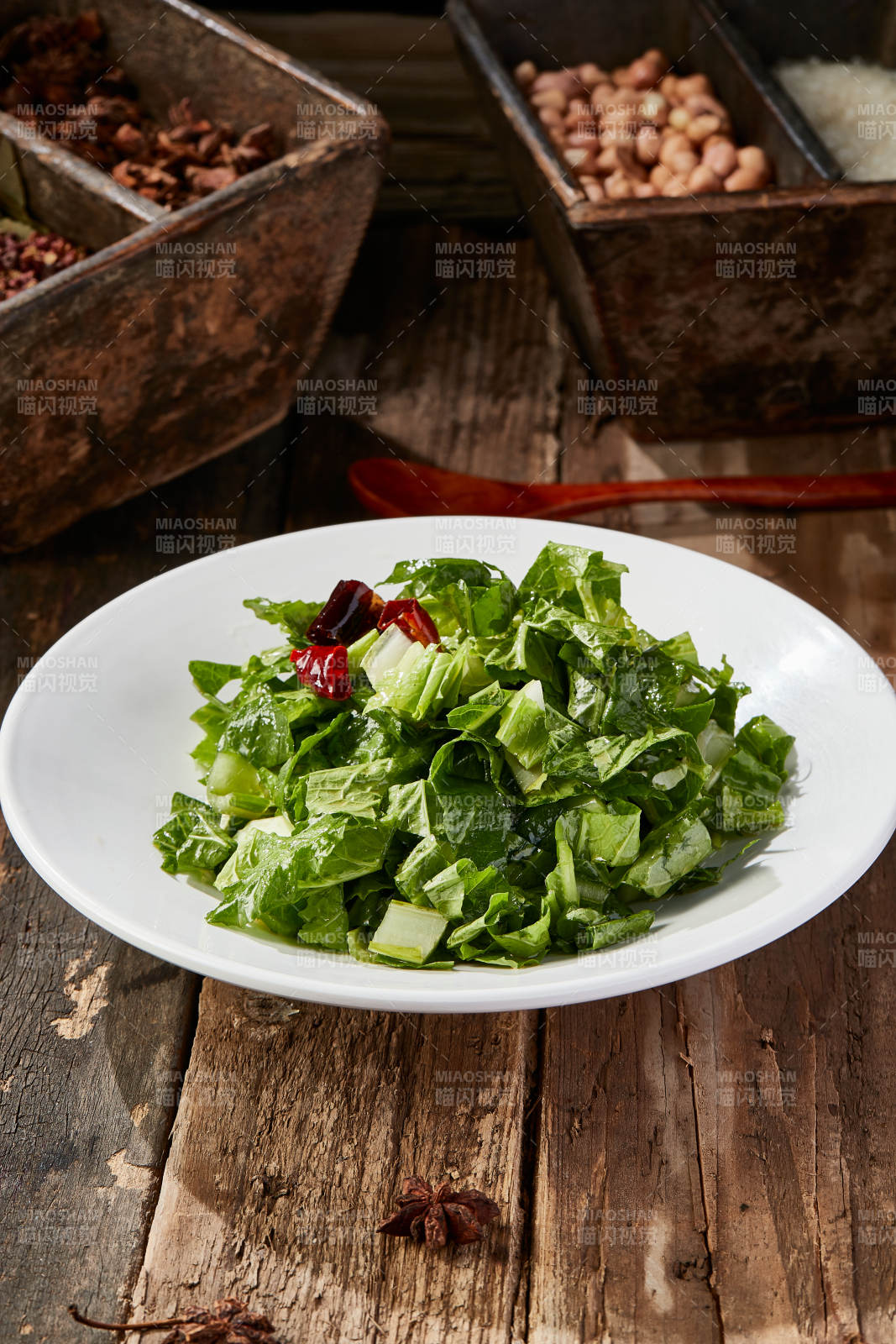 飘香炝拌小白菜