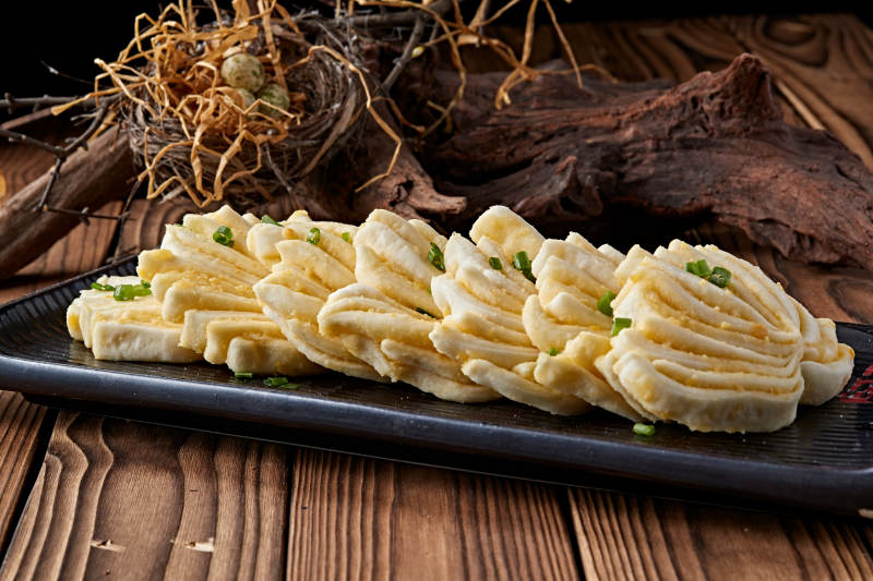 蔥香油酥白面花饃