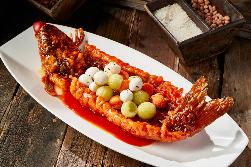 乘风破浪船型糖醋大鲤鱼