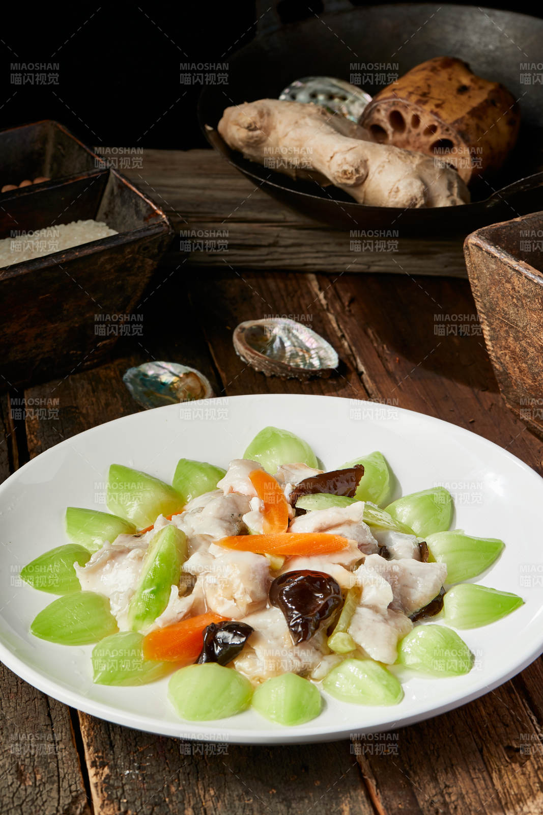 糟溜野生草鱼片