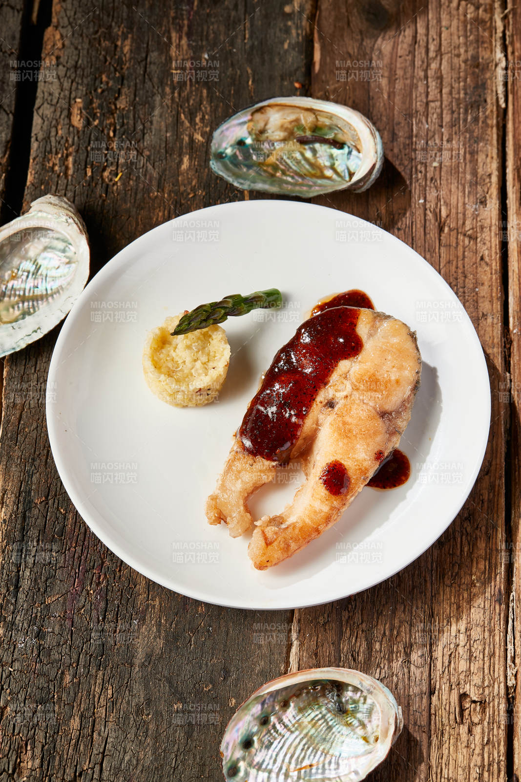 藜麦饭配香煎野生草鱼