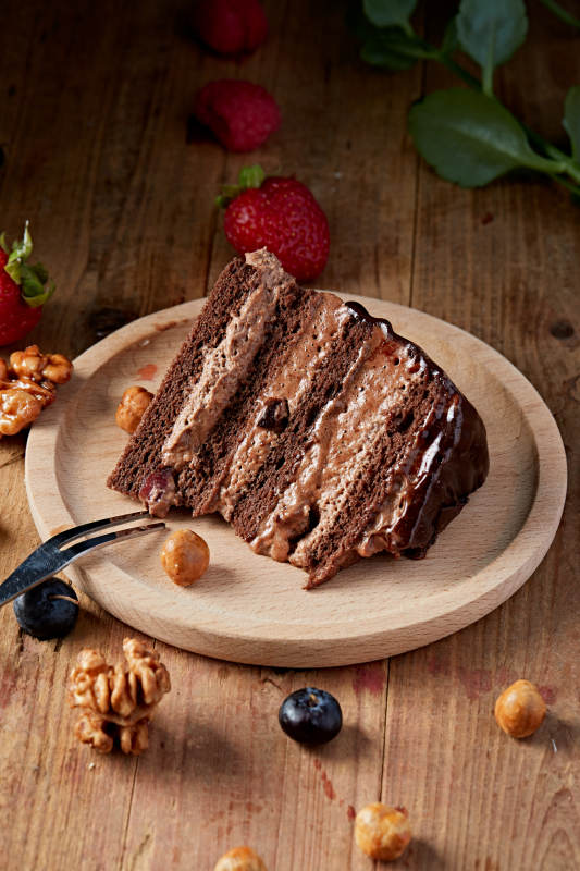 藍莓草莓車厘子巧克力鮮奶慕斯生日蛋糕