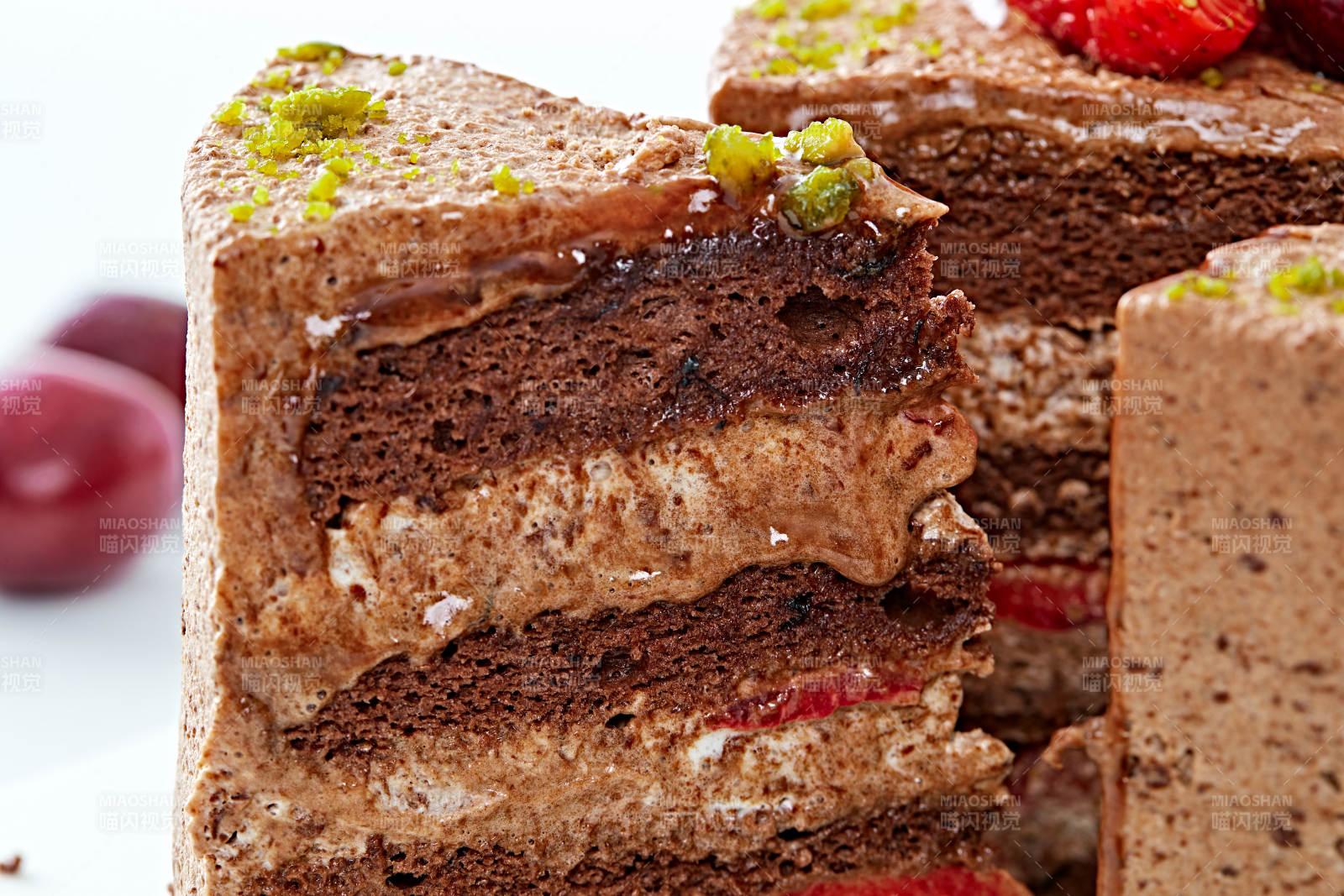 鲜果黑森林巧克力慕斯蛋糕