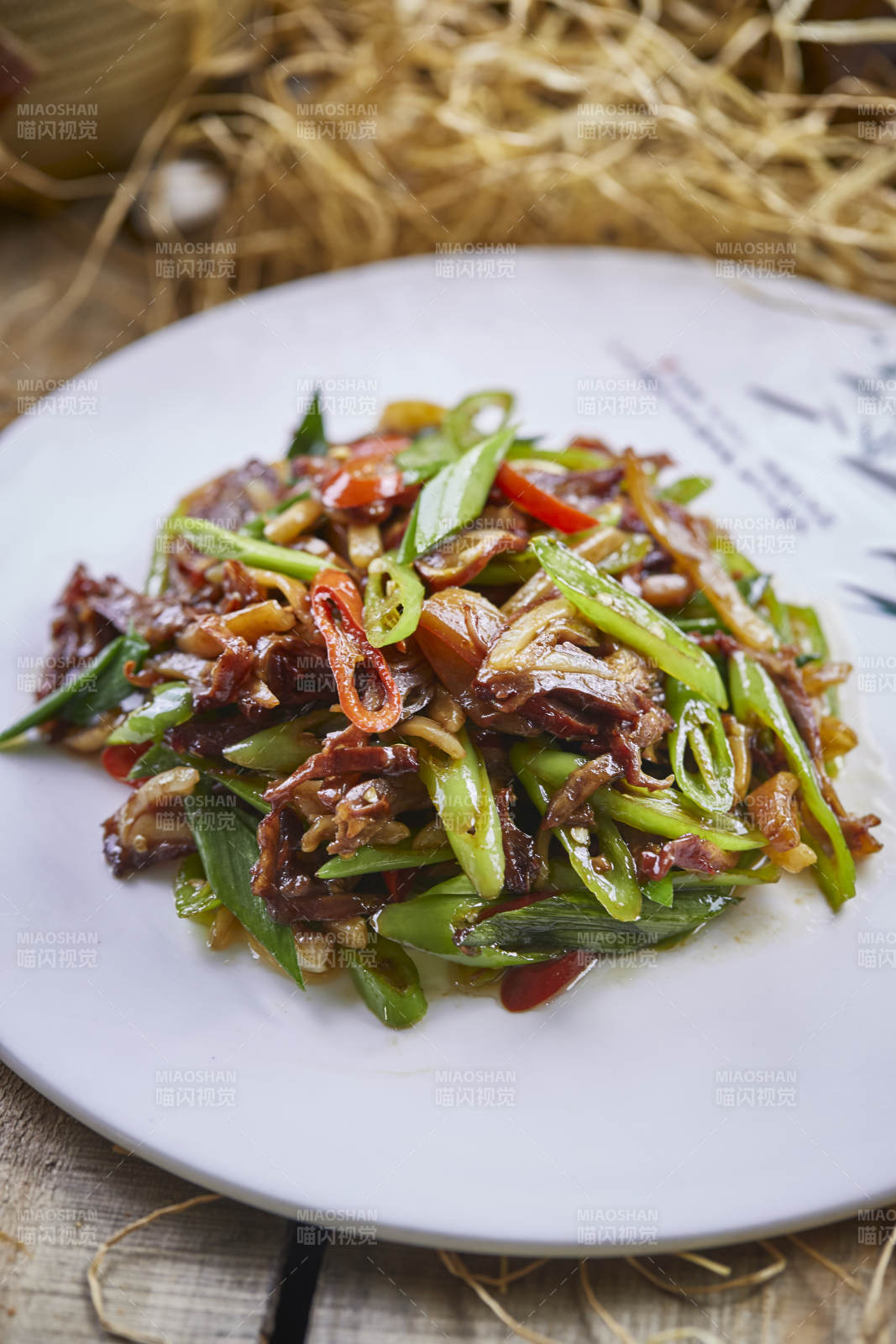 尖椒韭菜小炒猪头肉