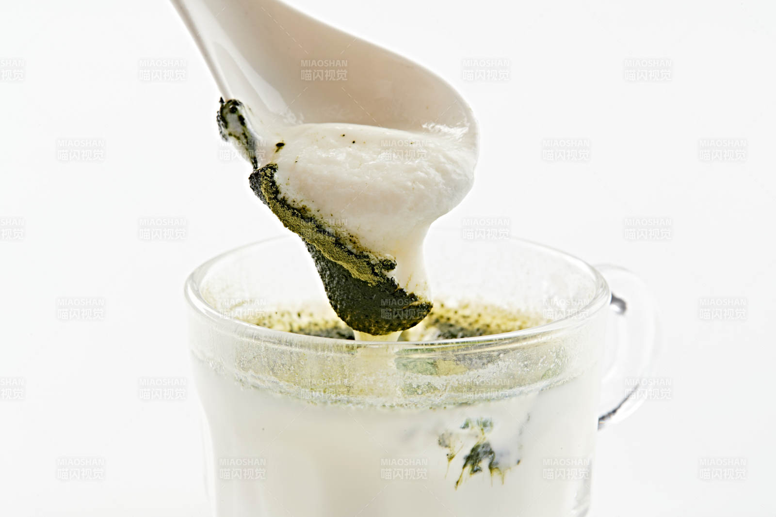 自制美味草原風味的多口味純醸老酸奶