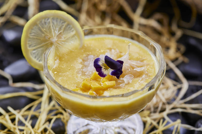 港式茶餐檸檬芒果西米露