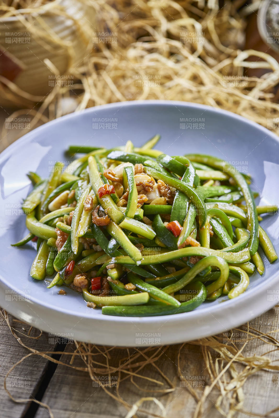 小米辣肉沫炒乳瓜条