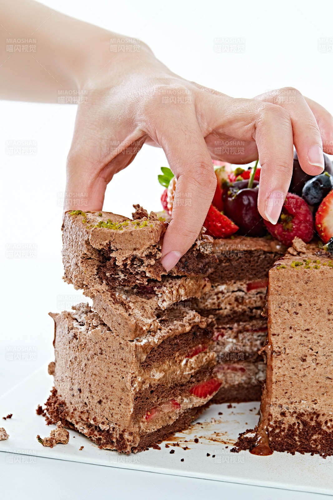 鲜果黑森林巧克力慕斯蛋糕