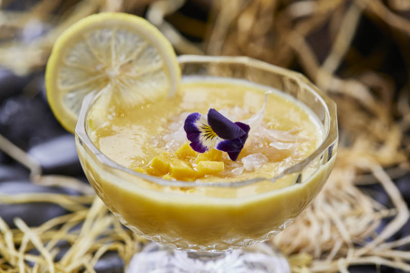 港式茶餐檸檬芒果西米露