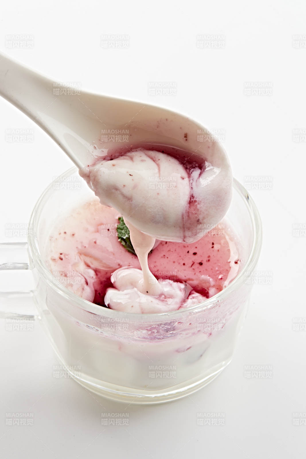 自制美味草原風味的多口味純醸老酸奶