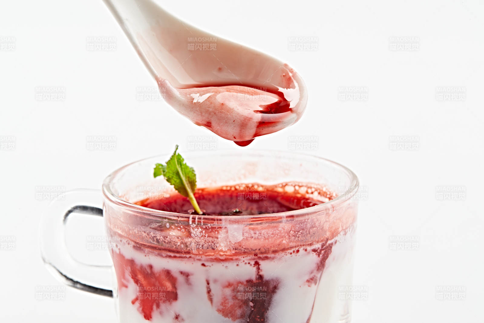 自制美味草原風味的多口味純醸老酸奶