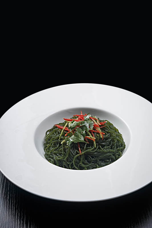 酸辣蕨根粉海帶面