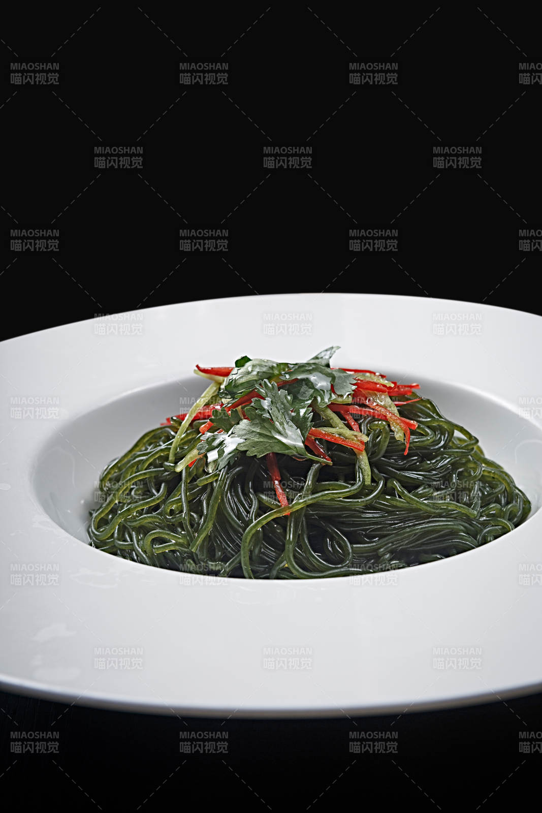 酸辣蕨根粉海帶面