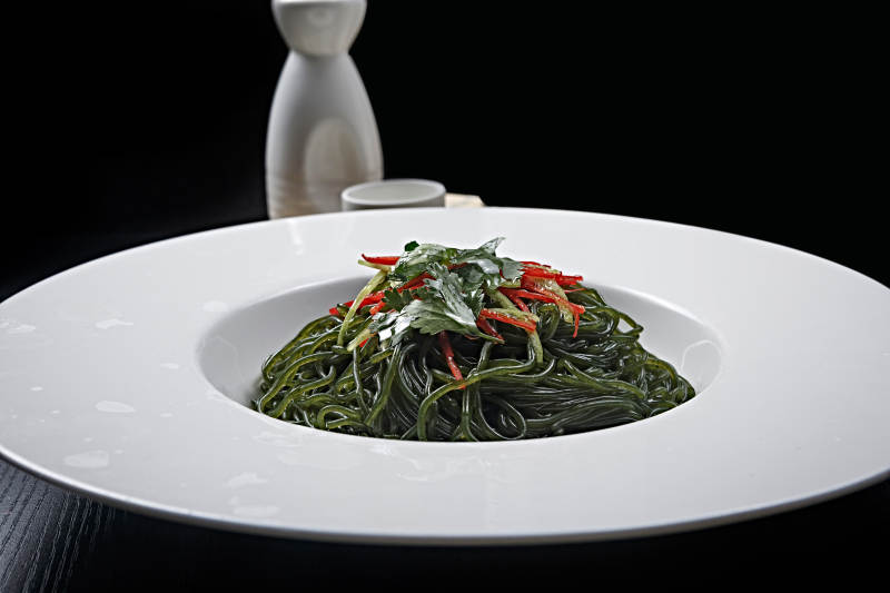 酸辣蕨根粉海帶面