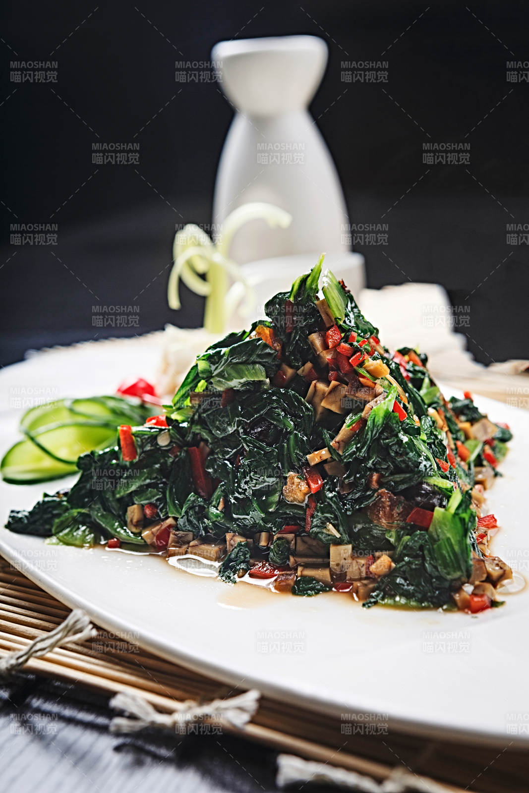 香辣鯪魚拌萬年青