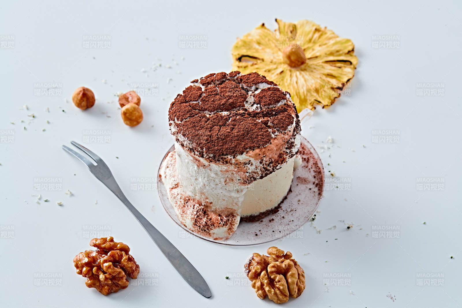 可可撒粉焦糖鲜奶酪布丁