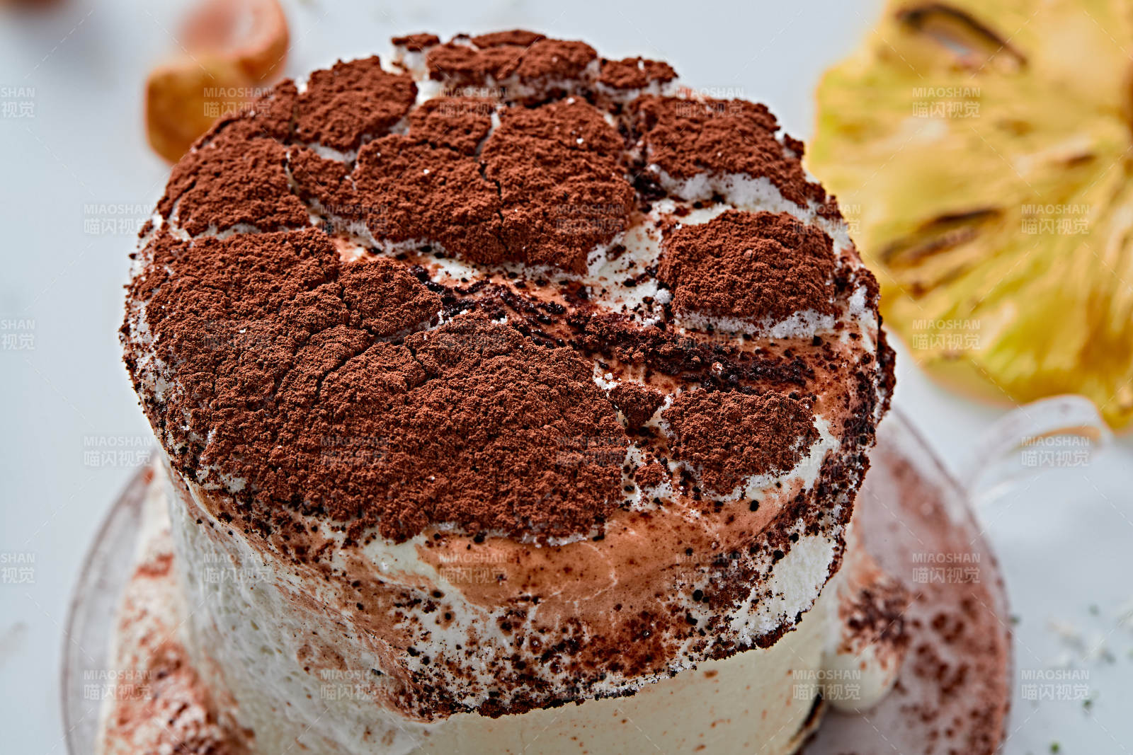 可可撒粉焦糖鲜奶酪布丁