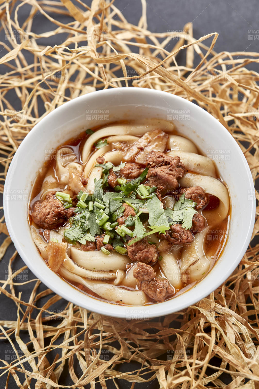 山西面食老大同肉沫刀削面