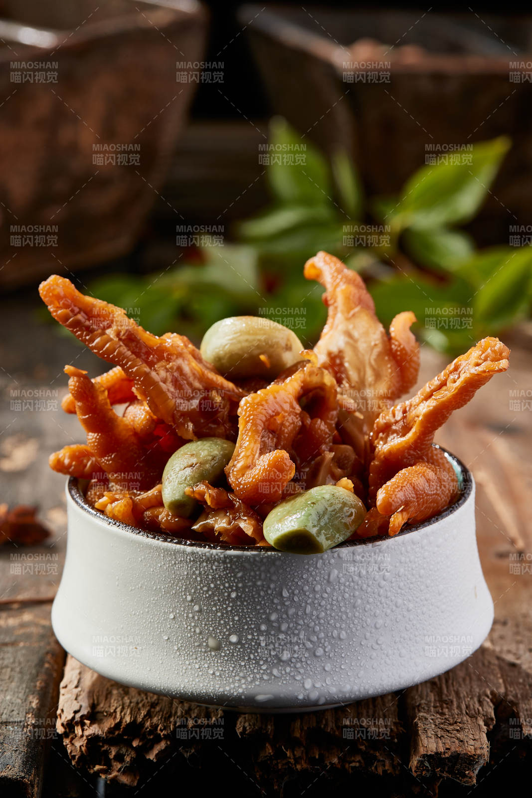 腌渍腊八蒜脱骨凤爪-摄影图