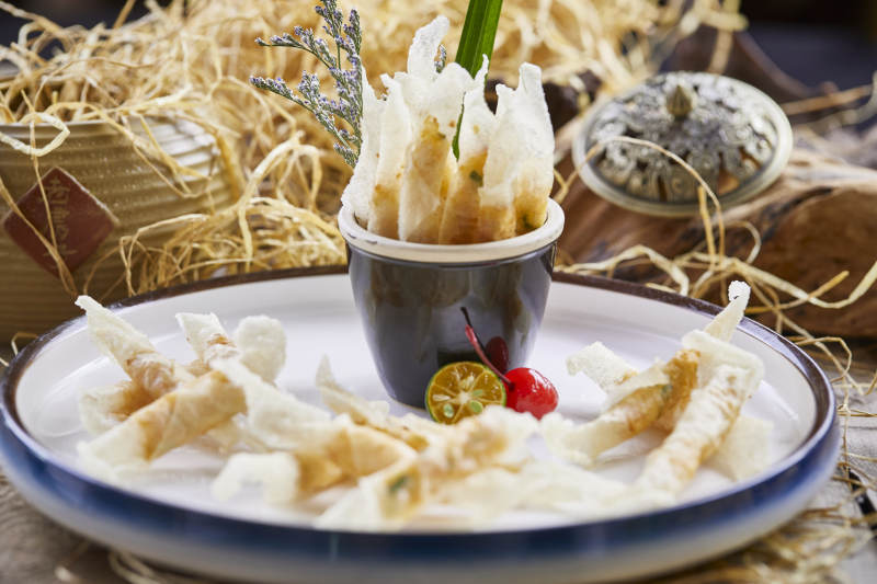 香炸酥皮鱼肉卷