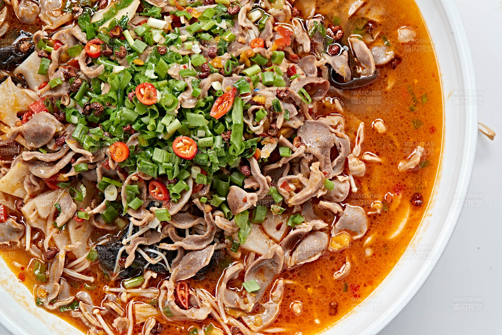 葱香酸汤木耳羊肉