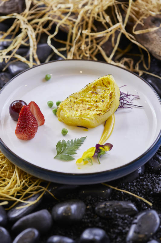 照燒深海銀鱈魚肉配南瓜慕斯