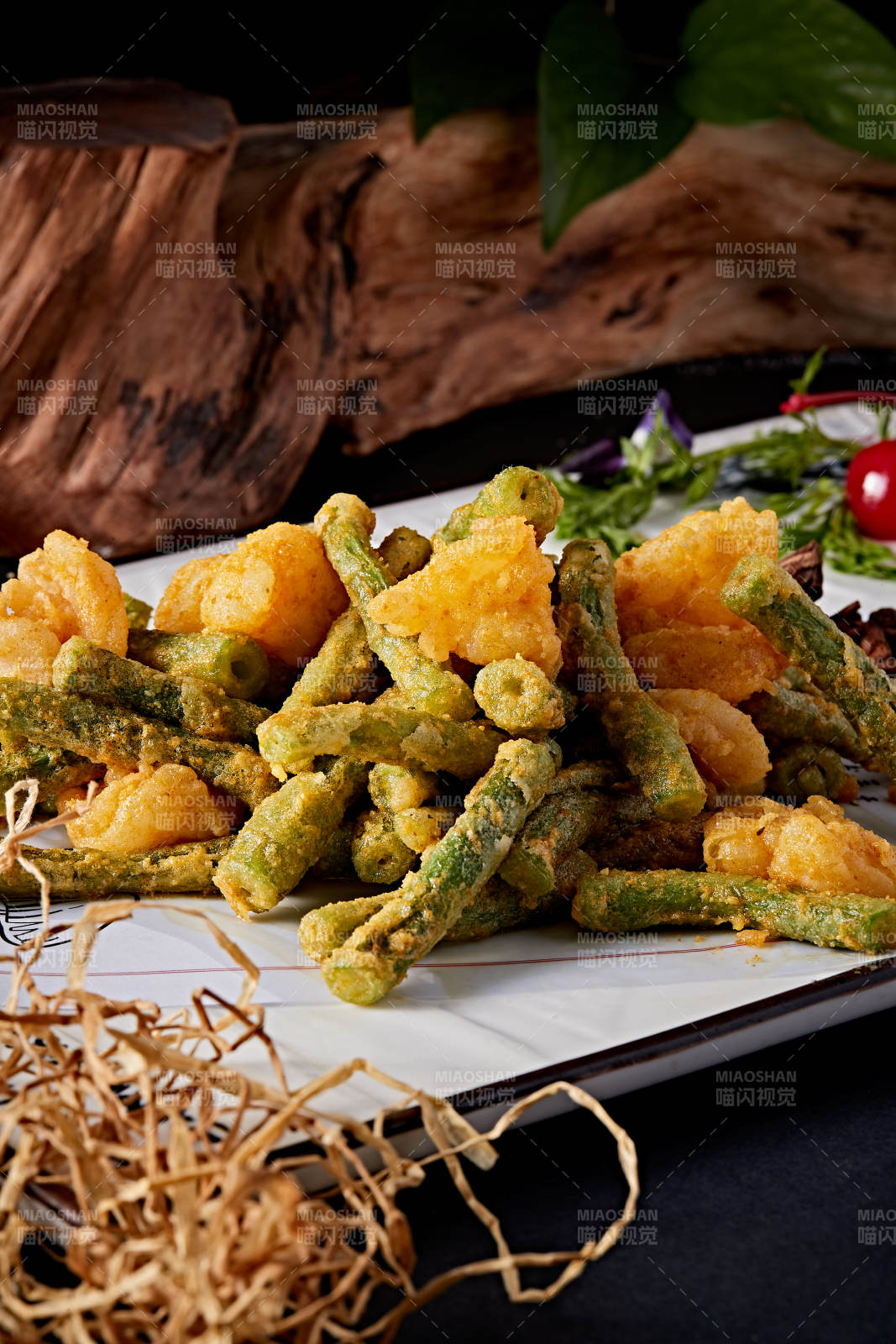 咸蛋黄焗虾仁四季豆