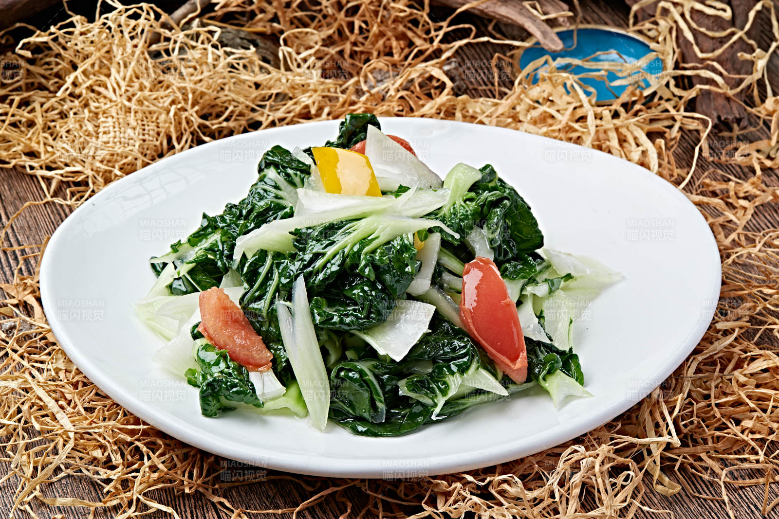 彩椒熗炒奶白菜