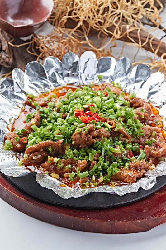 锡纸铁板葱香牛肉