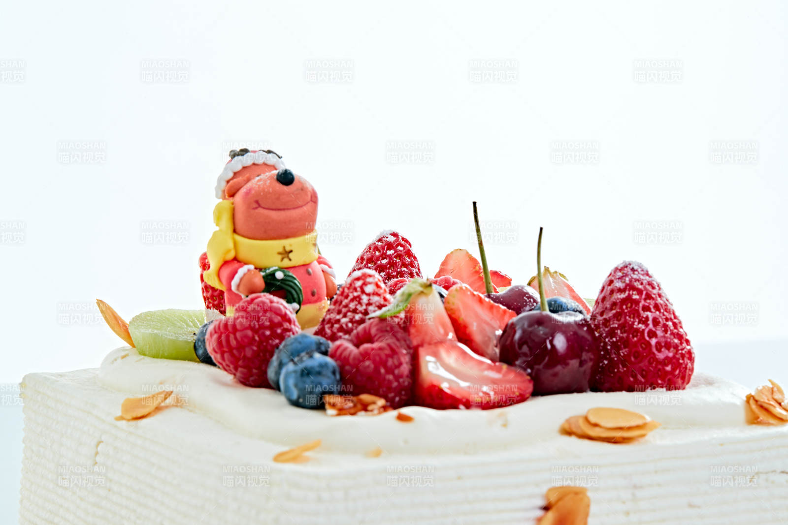 鮮果乳脂奶油芒果夾心奶酪蛋糕