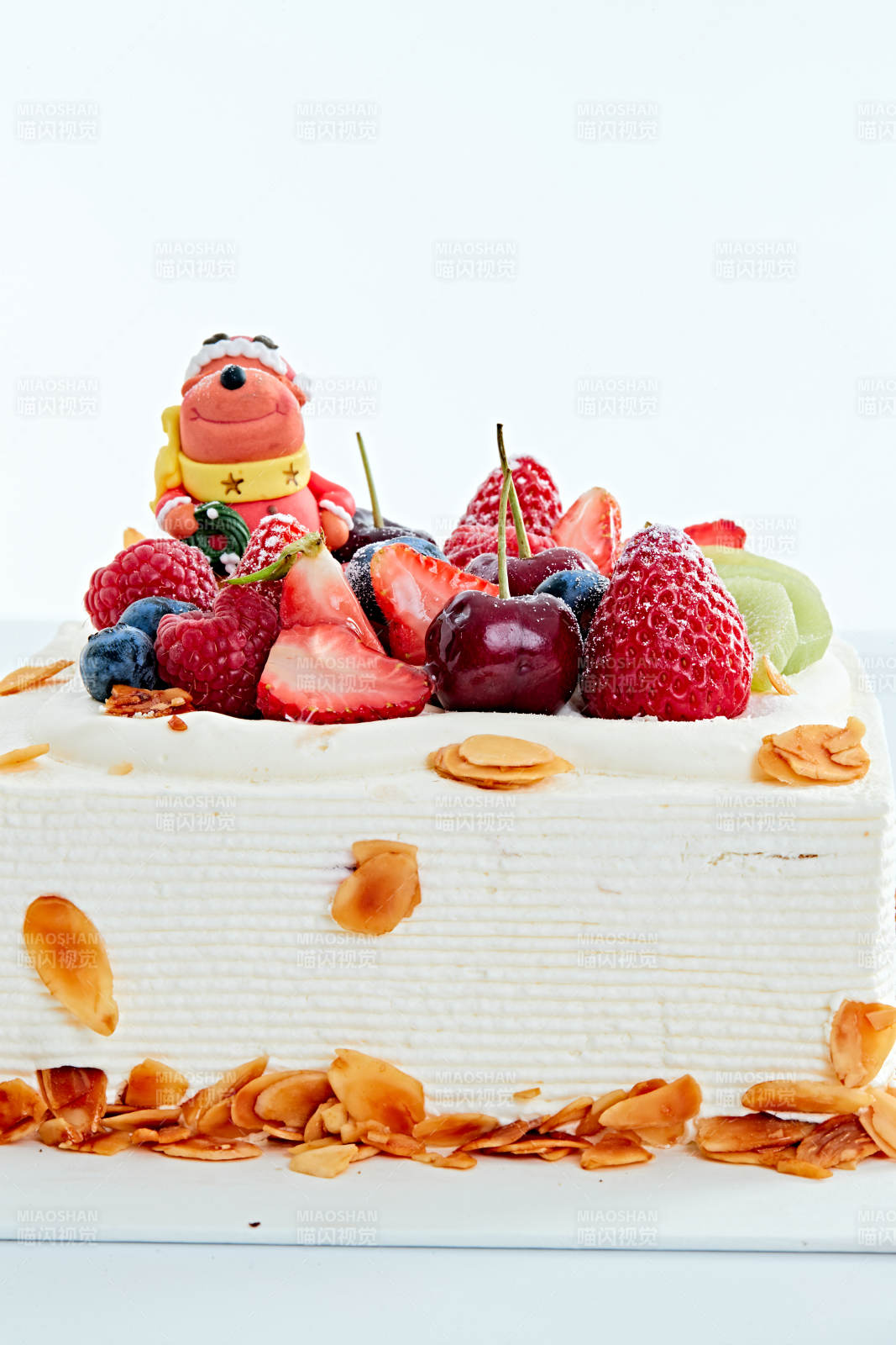 鮮果乳脂奶油芒果夾心奶酪蛋糕