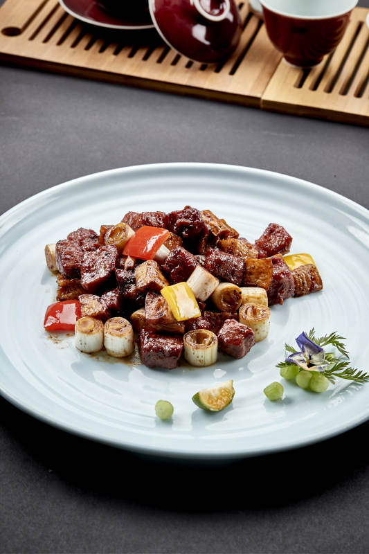 葱烧黑胡椒杏鲍菇牛仔粒