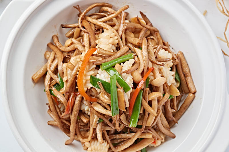 砂鍋魷魚山珍雜菌煲