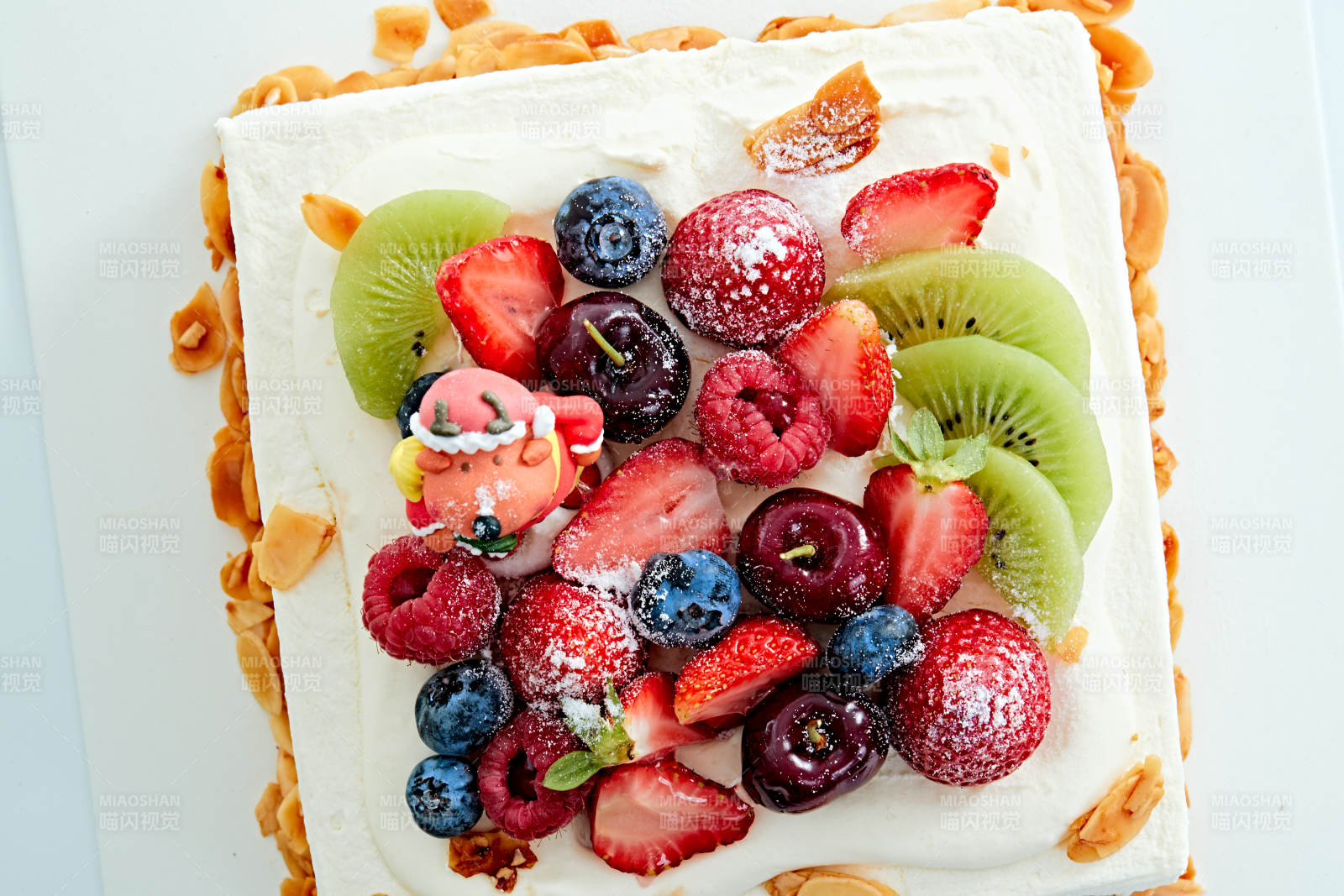 鮮果乳脂奶油芒果夾心奶酪蛋糕