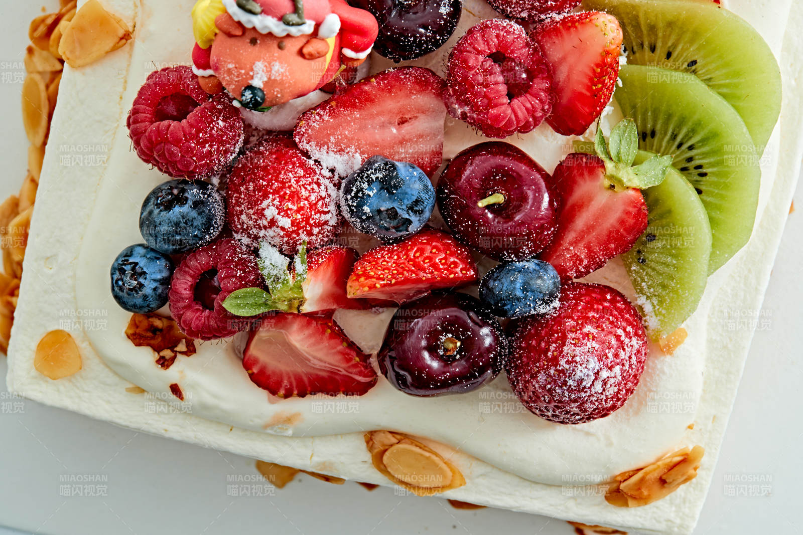 鮮果乳脂奶油芒果夾心奶酪蛋糕