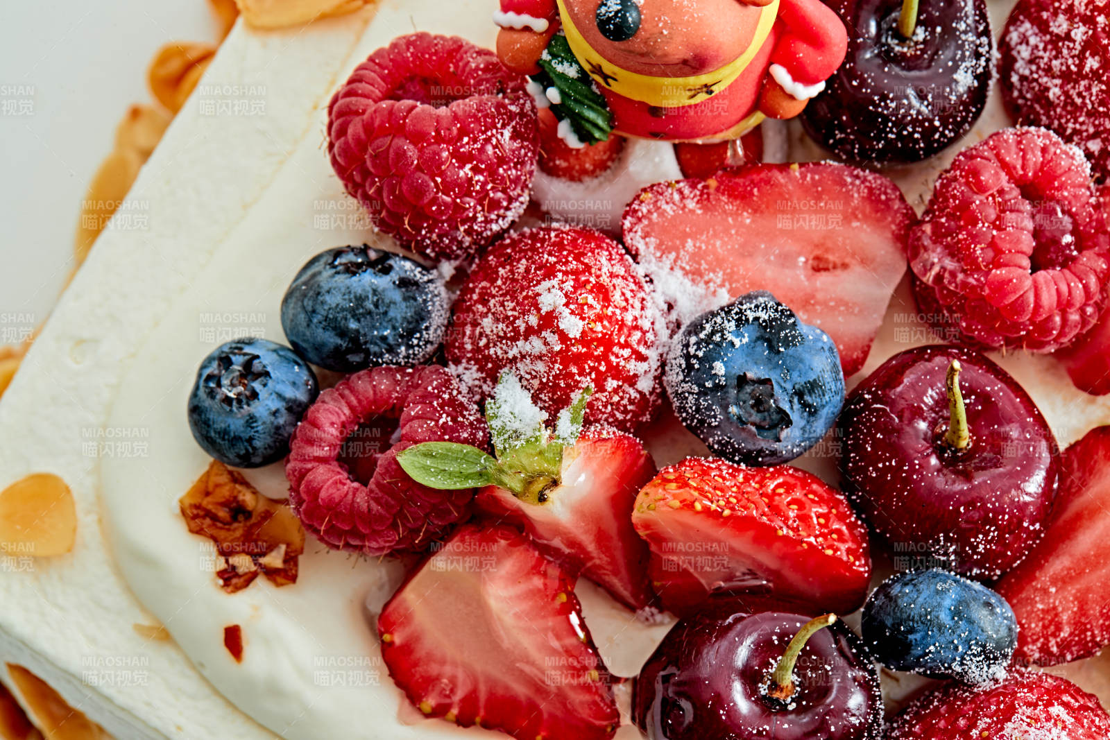 鮮果乳脂奶油芒果夾心奶酪蛋糕