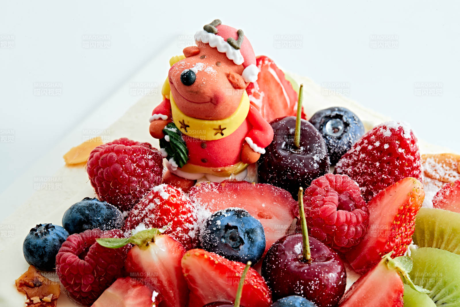 鮮果乳脂奶油芒果夾心奶酪蛋糕