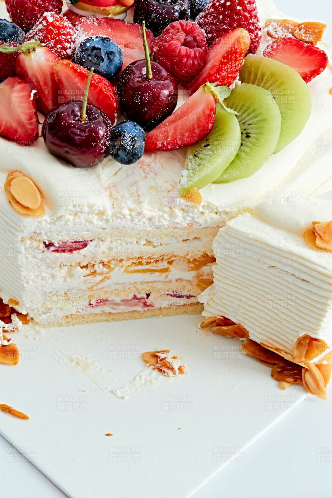 鮮果乳脂奶油芒果夾心奶酪蛋糕