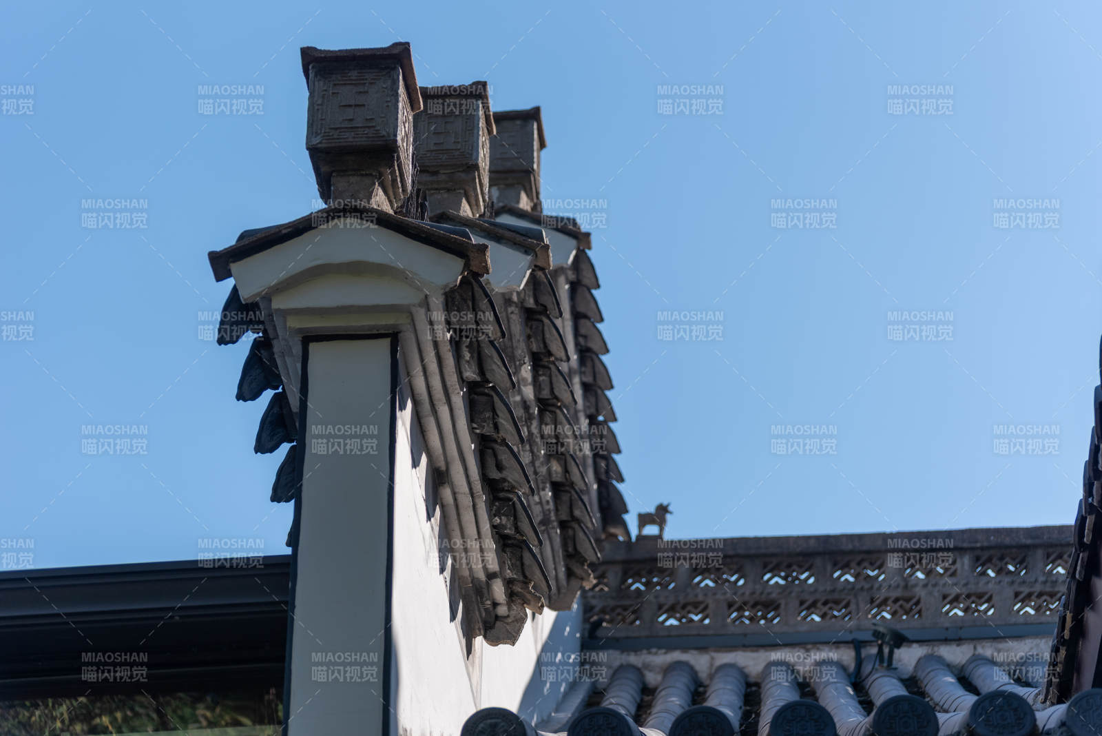 古建筑屋脊特写徽派建筑