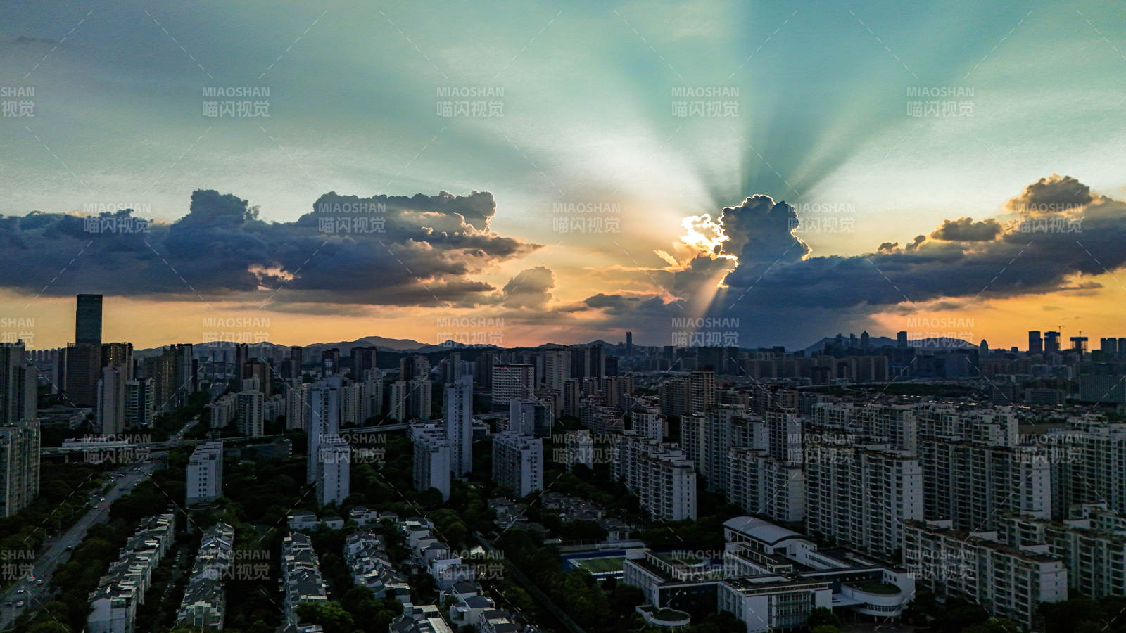 吴中晨曦光芒四射