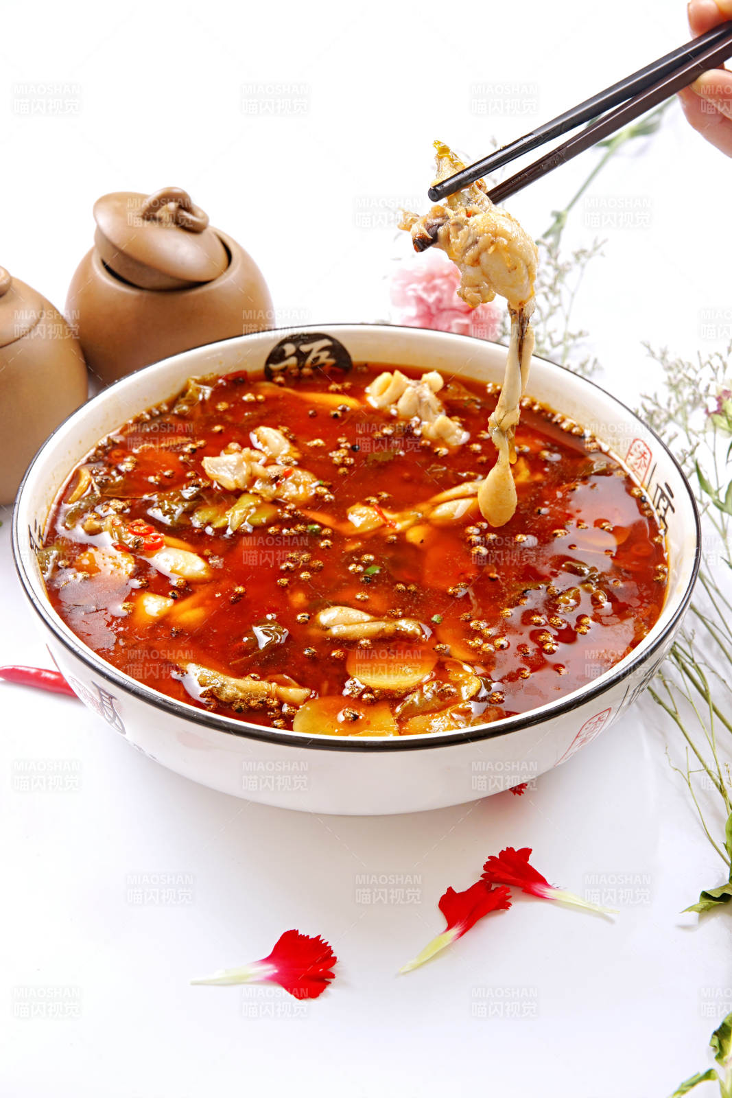 红油香辣馋嘴蛙