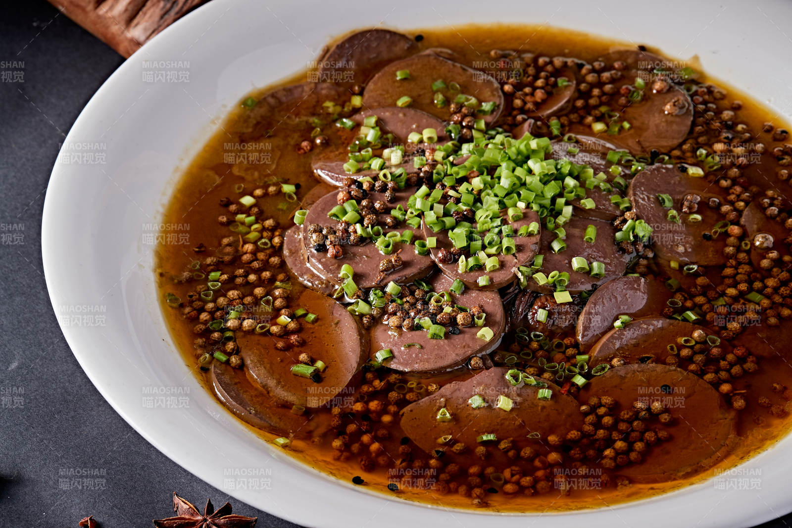 蔥香椒麻煮鴨血