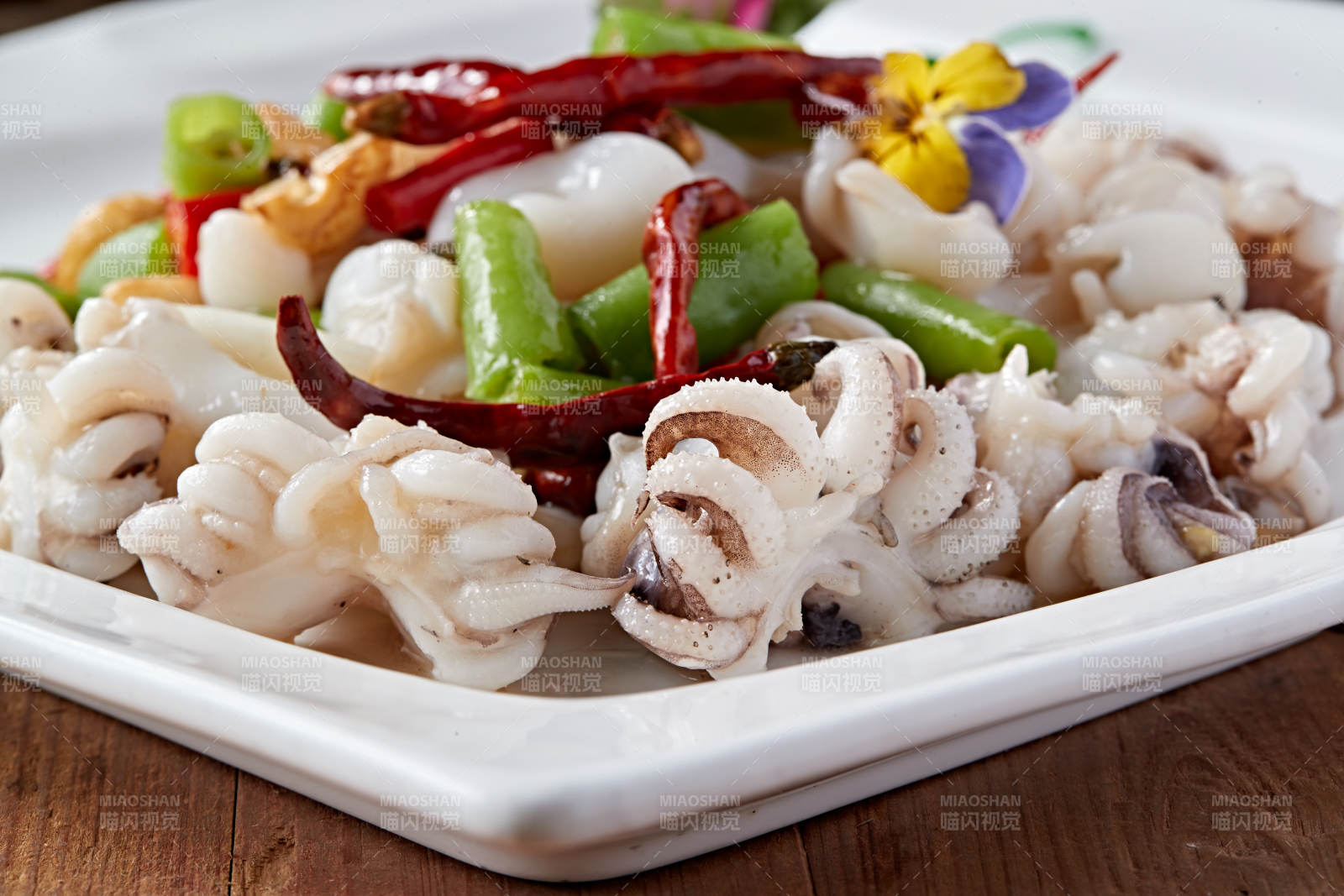 泰椒線椒爆炒墨斗魚