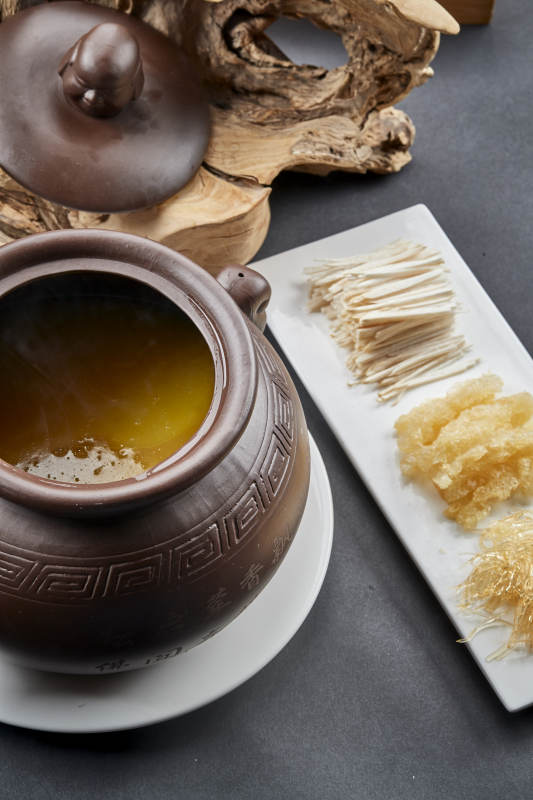 传统粤菜养生鱼翅山珍佛跳墙