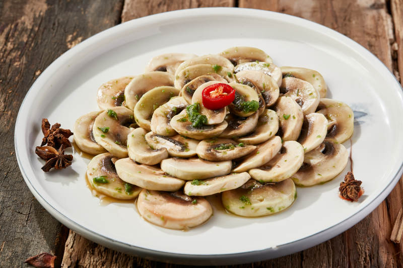 韭菜花酱凉拌张垣口蘑