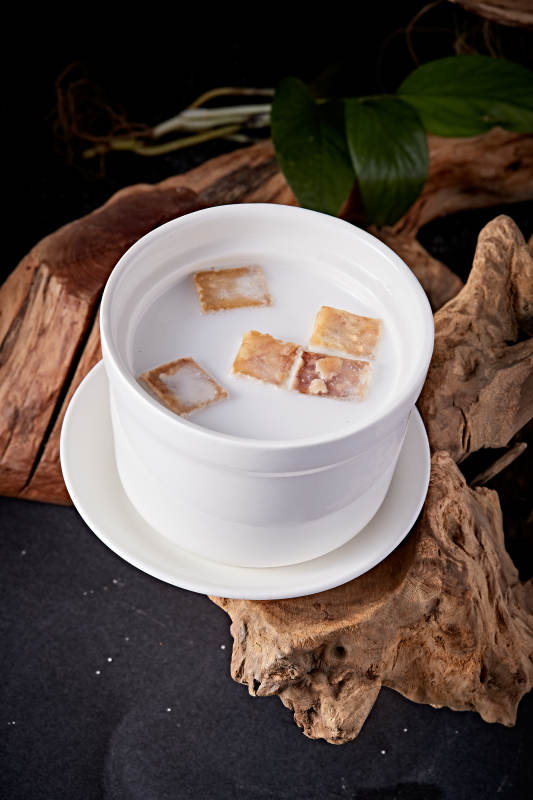 杏仁奶泡椰子糕