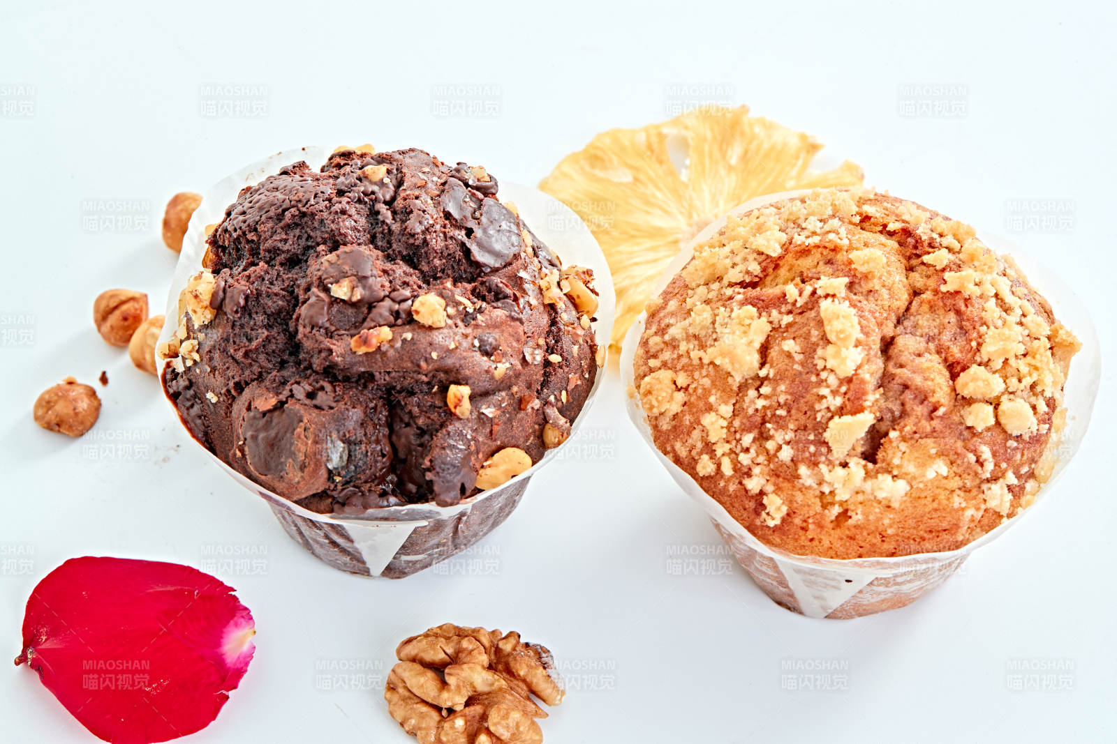 制作精美的法式小甜品蛋糕