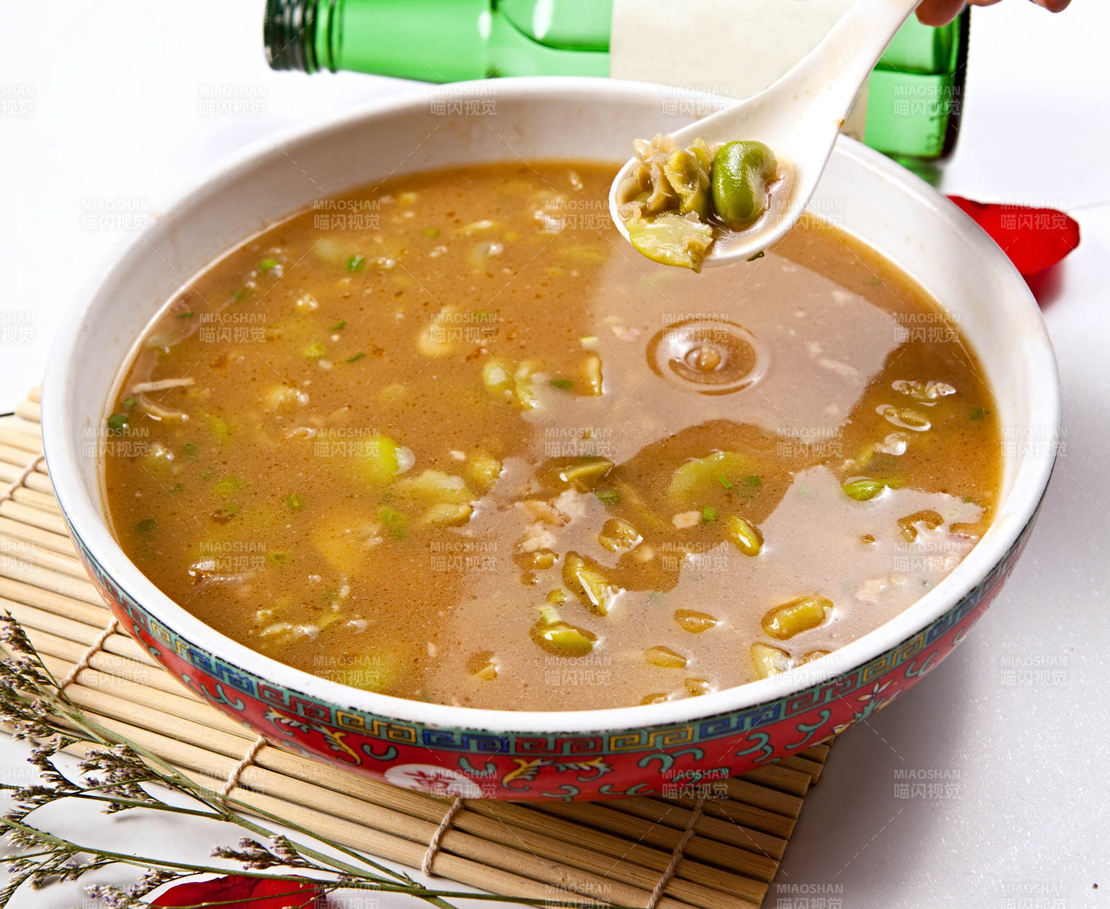 墨魚蠶豆菜心湯