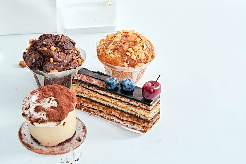 制作精美的法式小甜品蛋糕